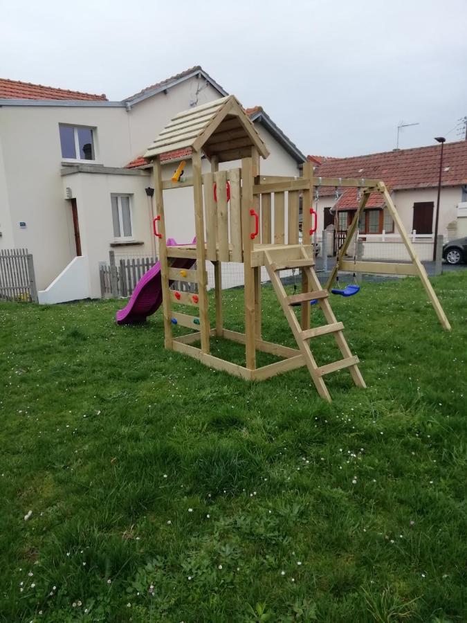 Jolie Maison A 200 M Des Plages Du Debarquement Saint-Aubin-Sur-Mer  Luaran gambar